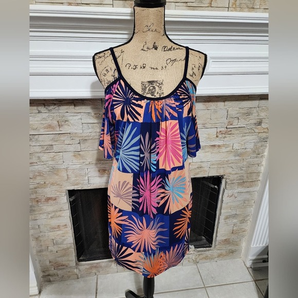 Trina Turk 60s 70s vibes floral Viola Cold Shoulder Dress coverup size 2 - Picture 3 of 8